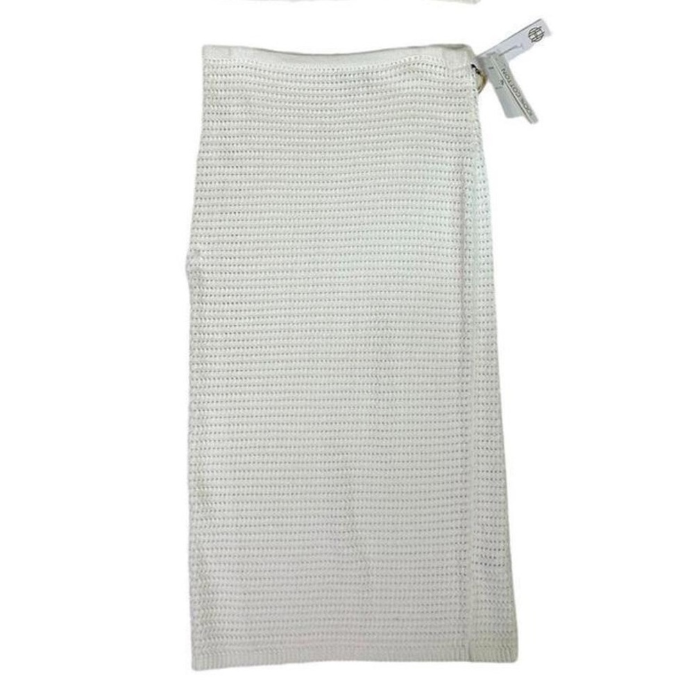 crochet knit maxi beach skirt in white - NWT new with tags - Size XS